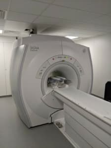 GE MRI Machine photo